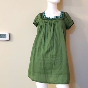 Voile green embroidered bohemian top, S, short sleeve woth pockets